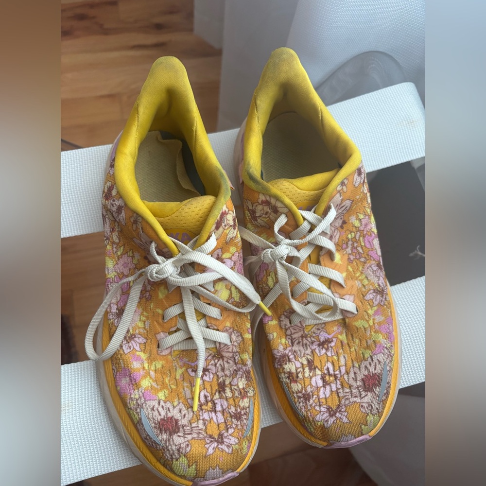 Hoka Yellow and Purple Floral Athletic Shoes size 8 - Picture 5 of 10